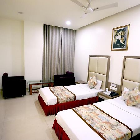 Hotel Blue Pearl Bhopal Exterior foto
