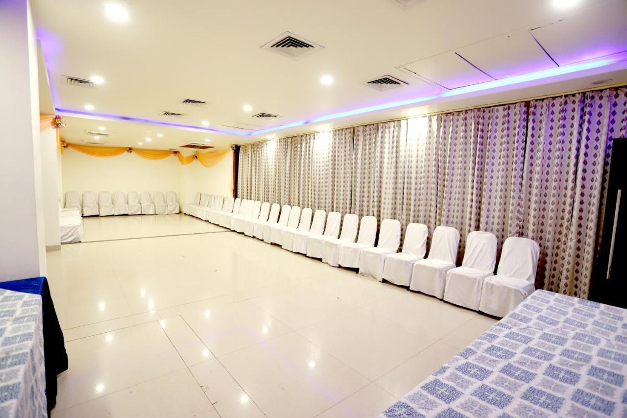 Hotel Blue Pearl Bhopal Exterior foto