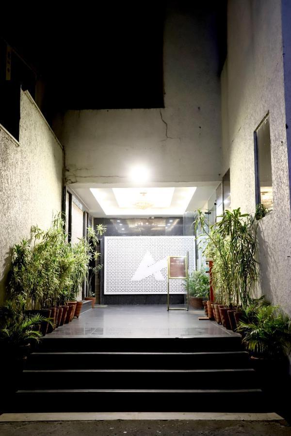 Hotel Blue Pearl Bhopal Exterior foto