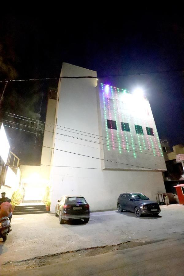 Hotel Blue Pearl Bhopal Exterior foto
