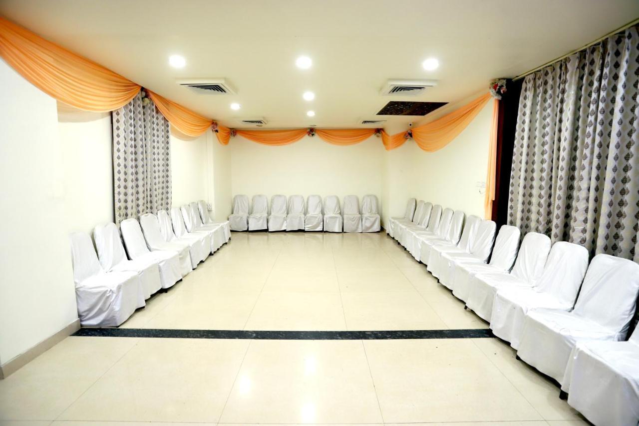 Hotel Blue Pearl Bhopal Exterior foto