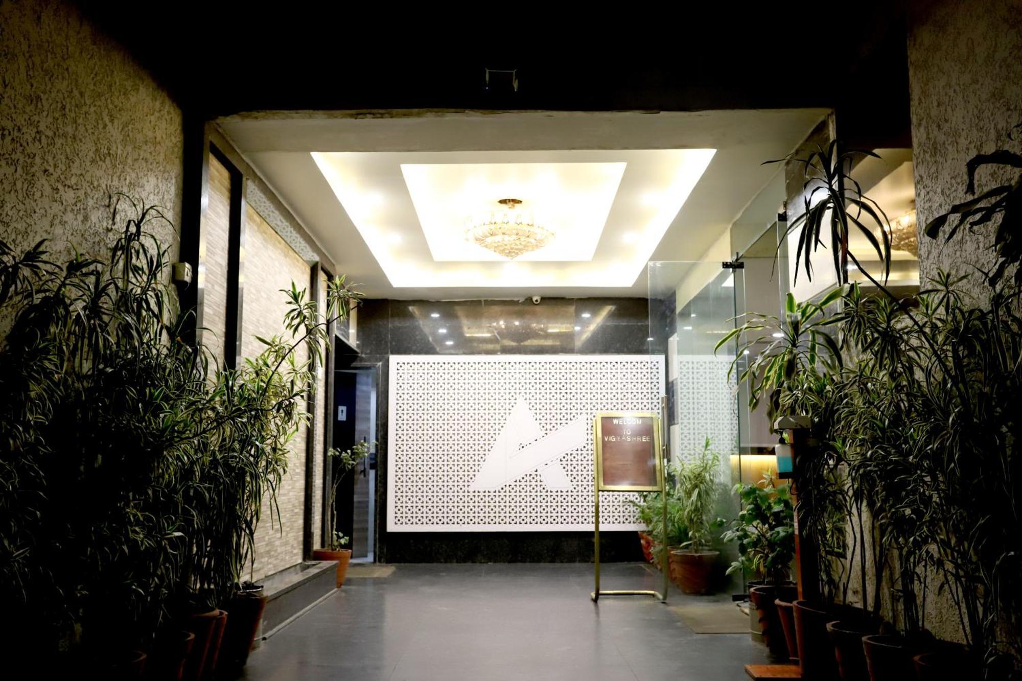 Hotel Blue Pearl Bhopal Exterior foto